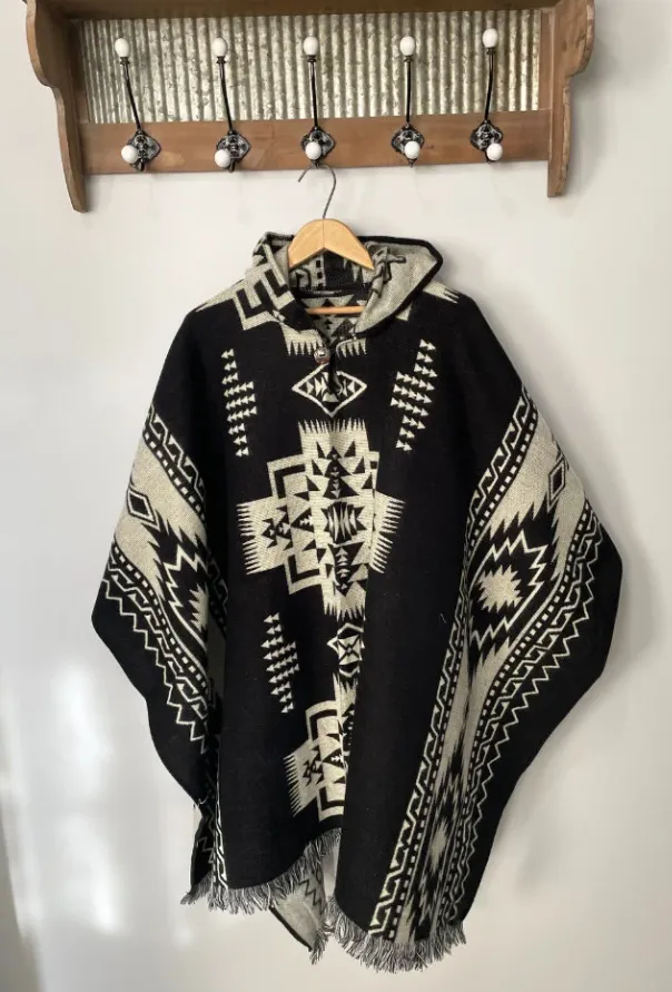 Bohemian Tribal Pattern Pullover Alpaca Poncho