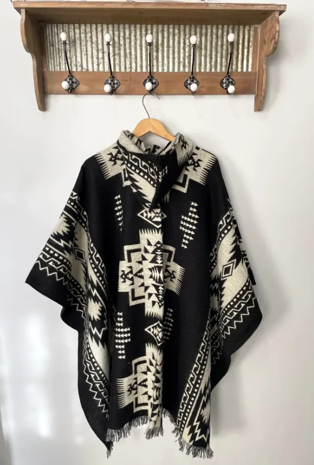 Bohemian Tribal Pattern Pullover Alpaca Poncho