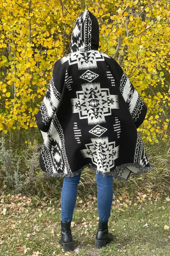 Bohemian Tribal Pattern Pullover Alpaca Poncho