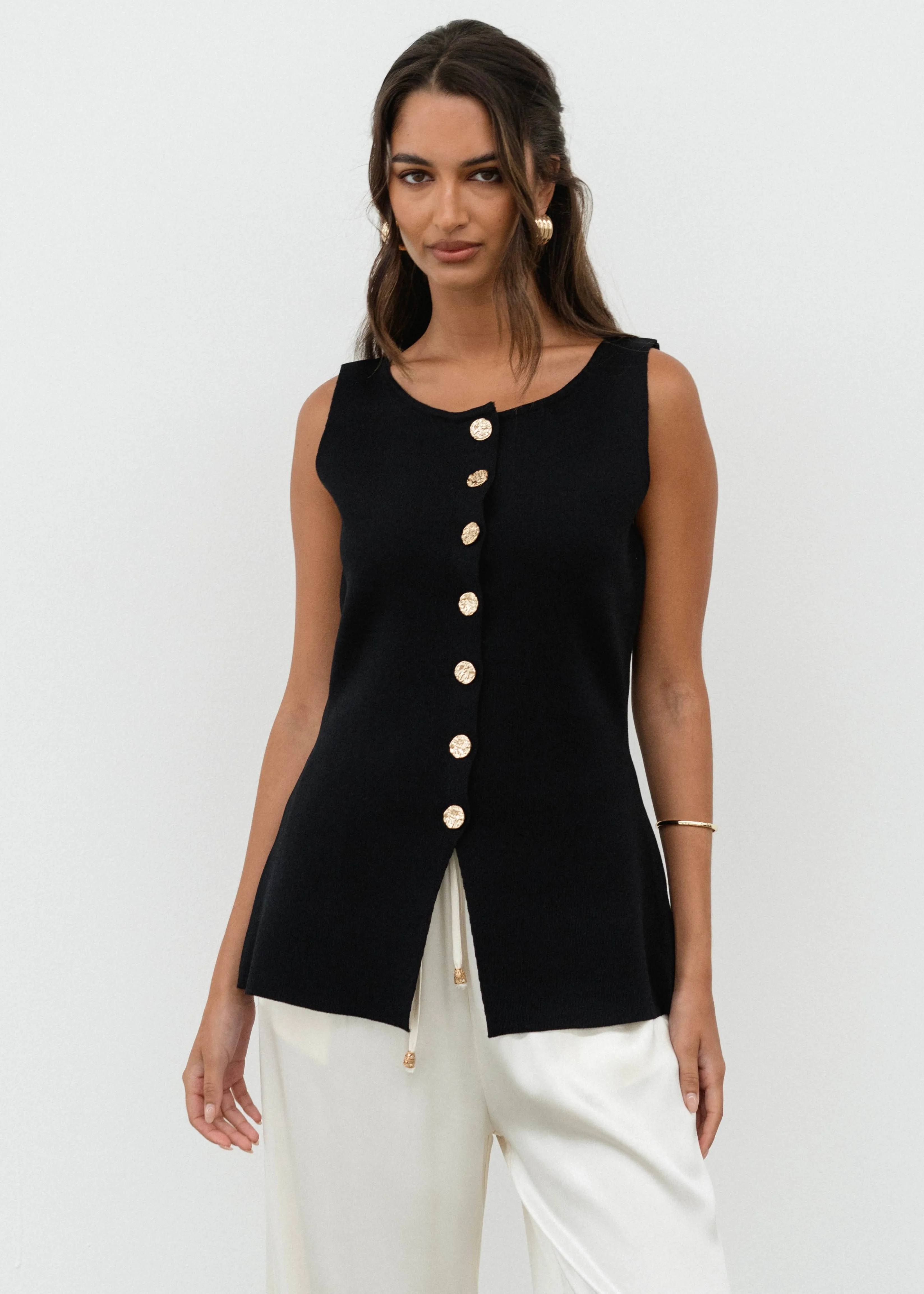 Elevated Knitted Vest| Black