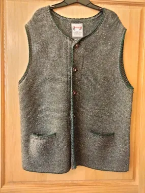 Lebensfreude Stockerpoint Traditional  Knitted Men Trachten Vest, grey with green edging and bone buttons