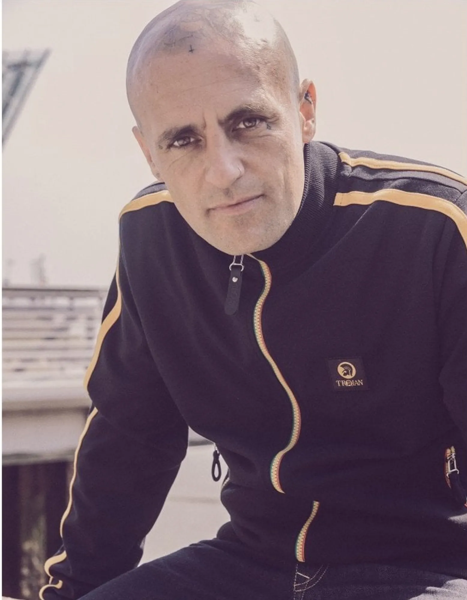 Trojan TC-1043 Track Top in Black