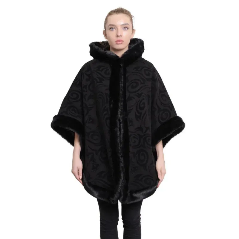 Women’s Tribal Print Fur Lined Hooded Cape