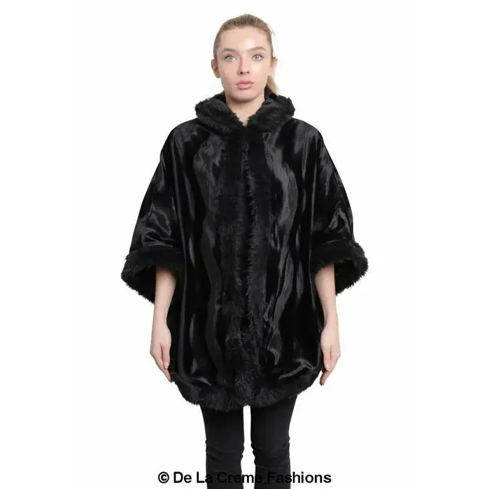 Women’s Tribal Print Fur Lined Hooded Cape
